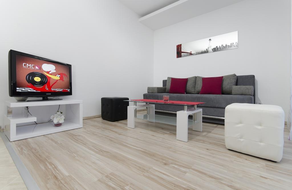 City Apartments Nada Μακάρσκα Δωμάτιο φωτογραφία